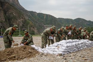 比夺冠更狂欢？！当法国第6级球队在杯赛里抽到大巴黎